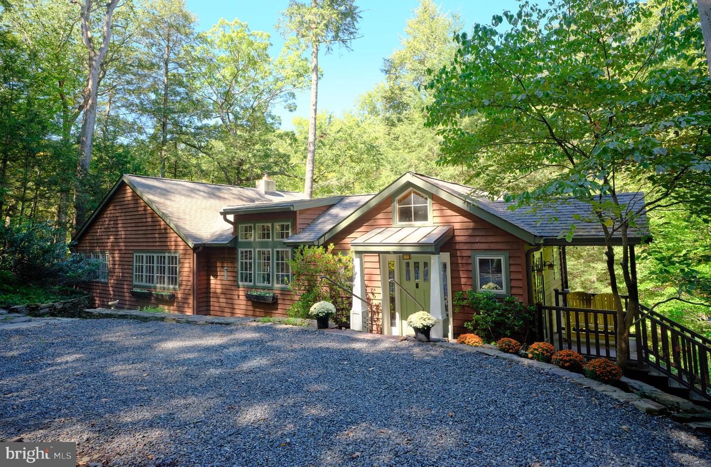 14 Ledge Lane, Pipersville