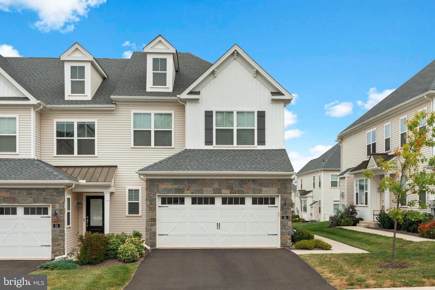 55 Parry Way