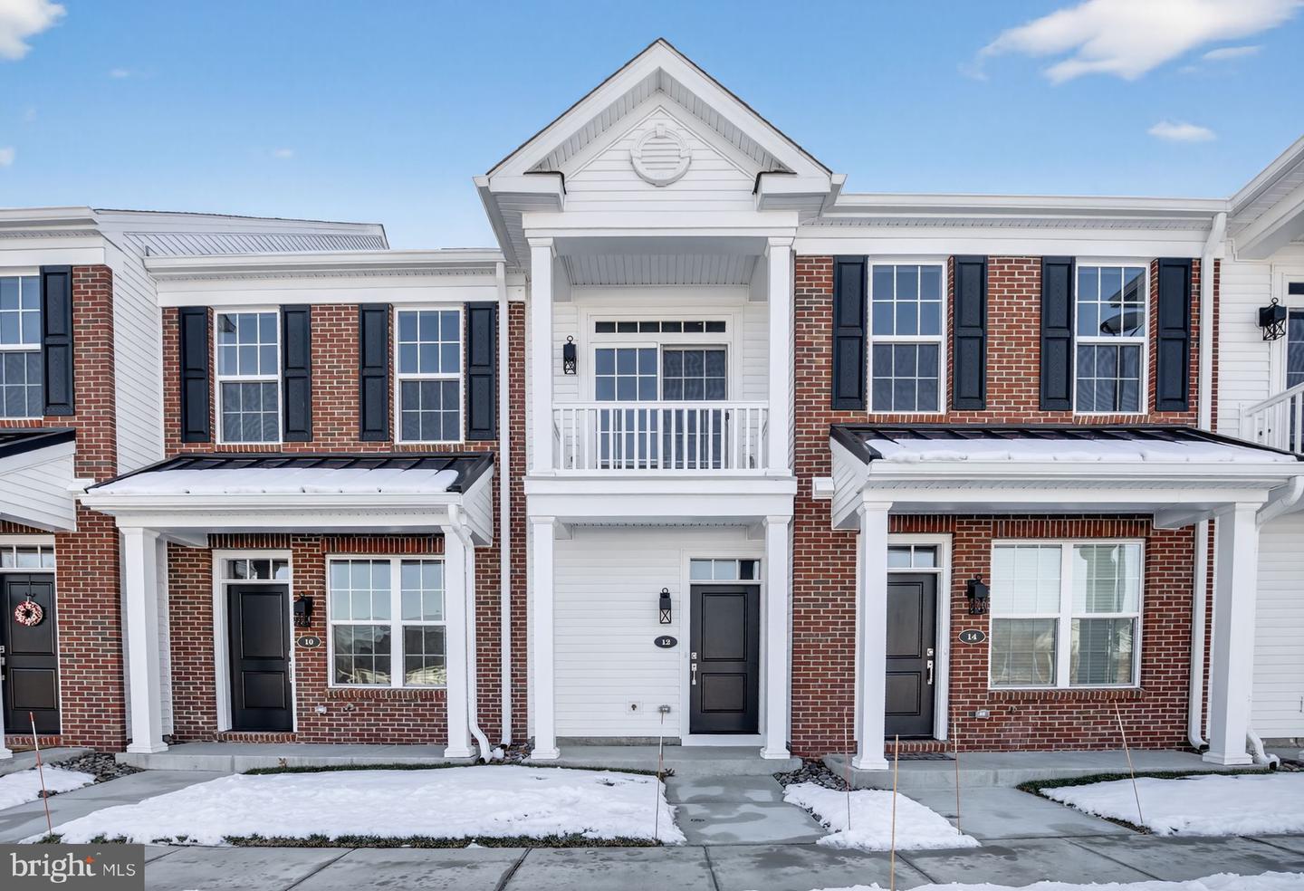 12 Ivy Lane, Levittown