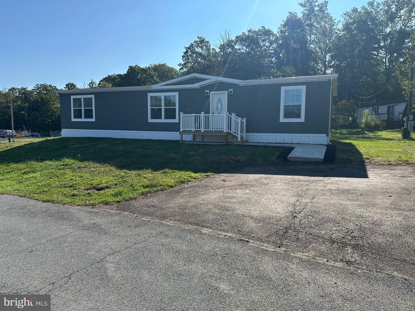 6 Evergreen Drive, Quakertown