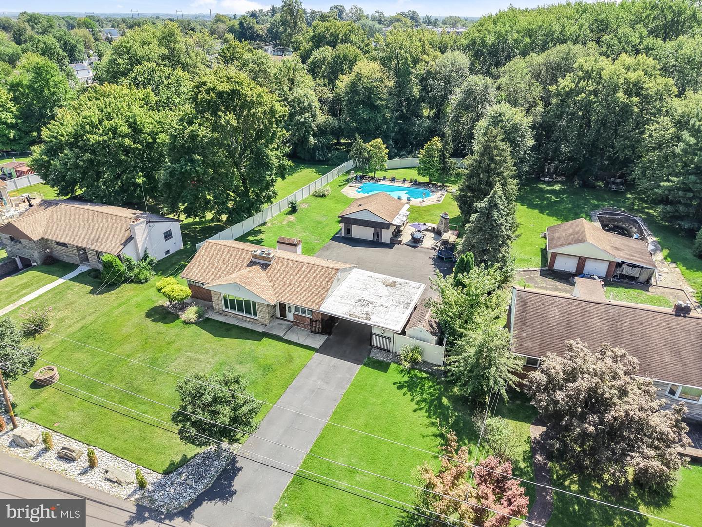 2387 Forrest Avenue, Bensalem