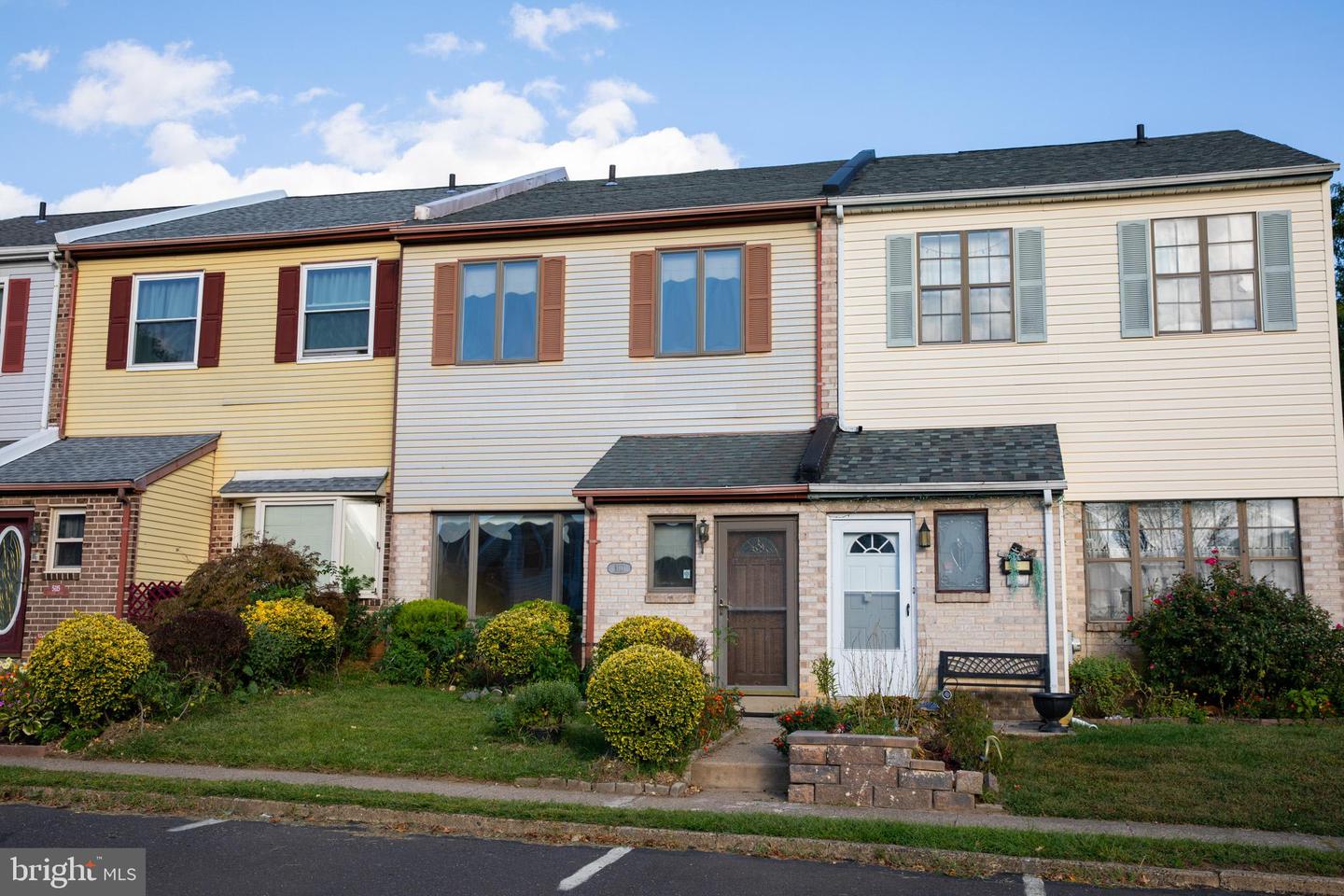 5111 Euston Court, Bensalem