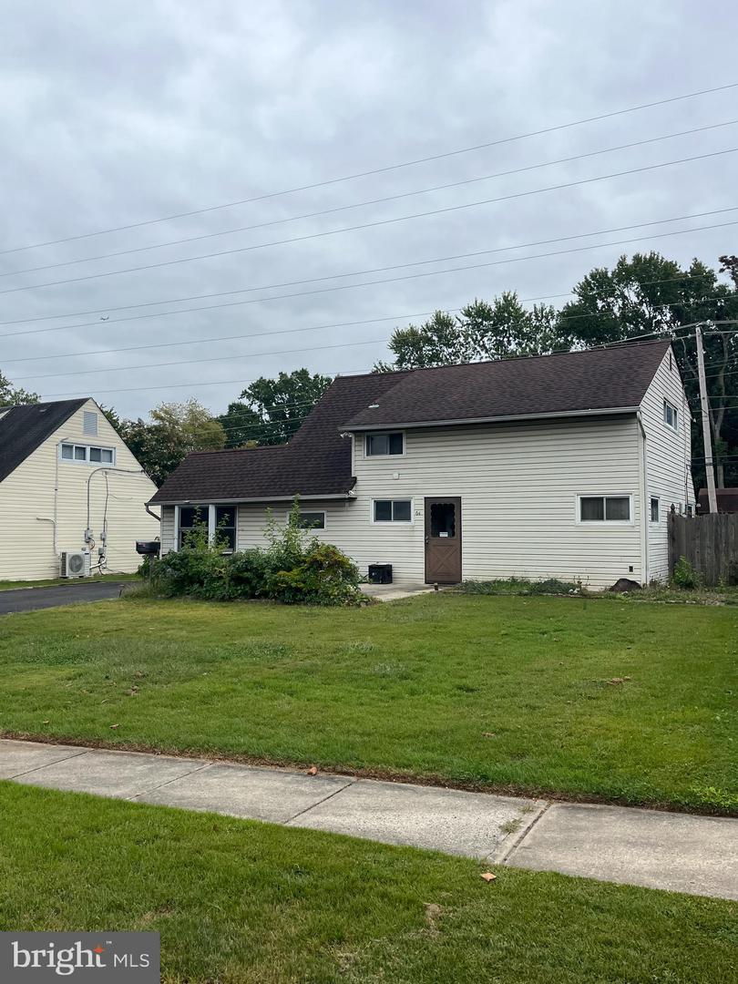 64 Ruby Lane, Levittown