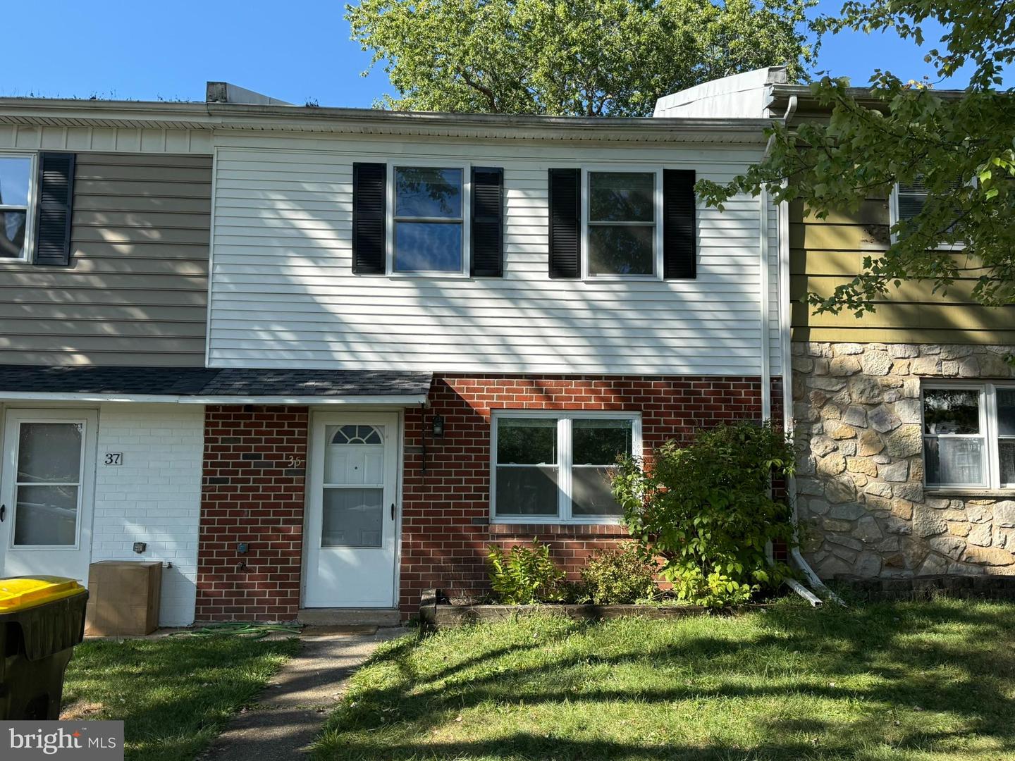 35 N Linda Court, Richlandtown