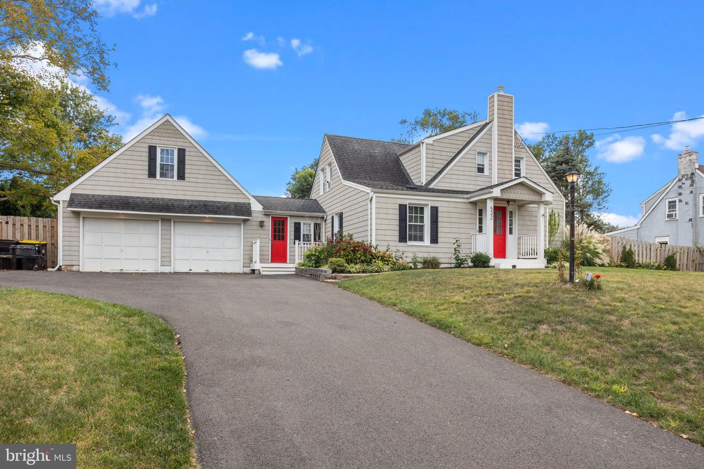 532 E Penn Street, Newtown