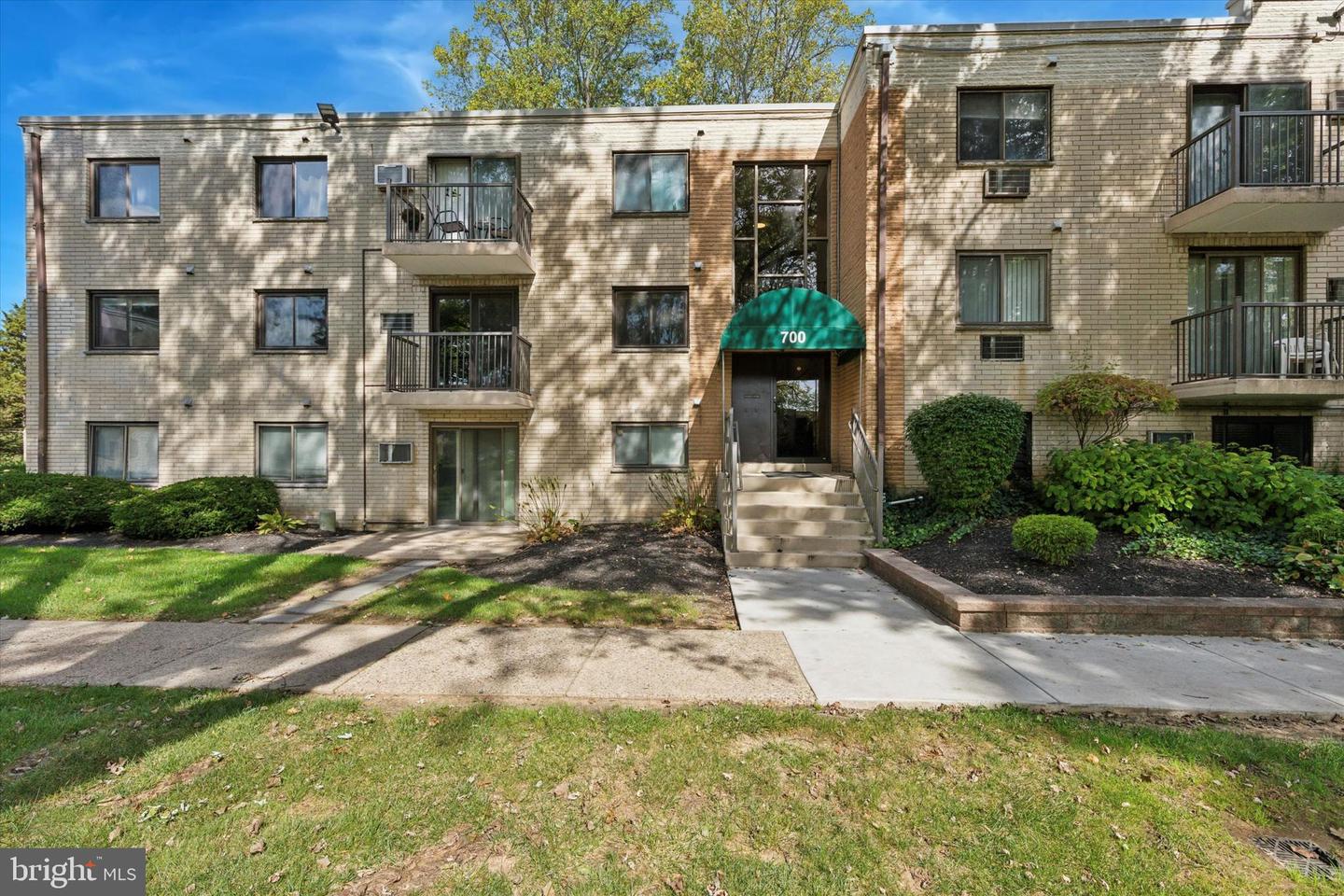 1575 W Street Road #721, Warminster