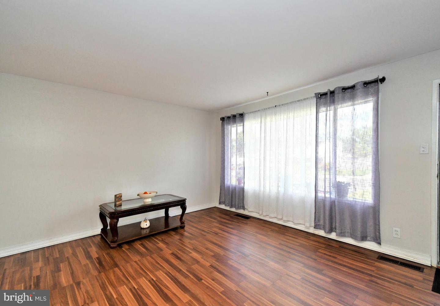 208 Suffolk Road, Fairless Hills