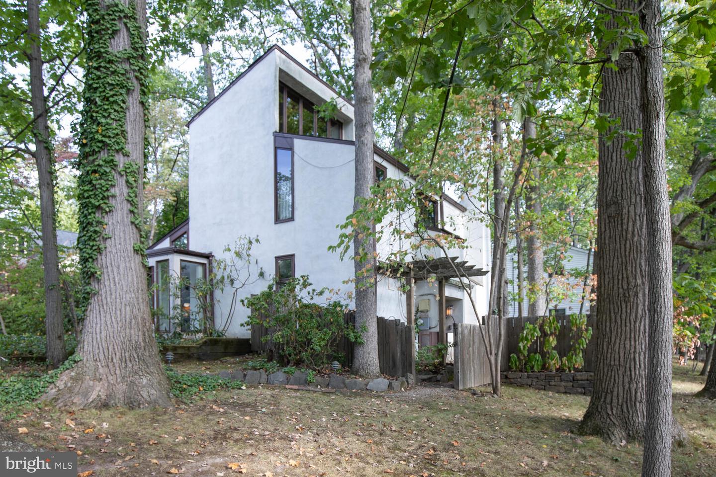 195 Lafayette St