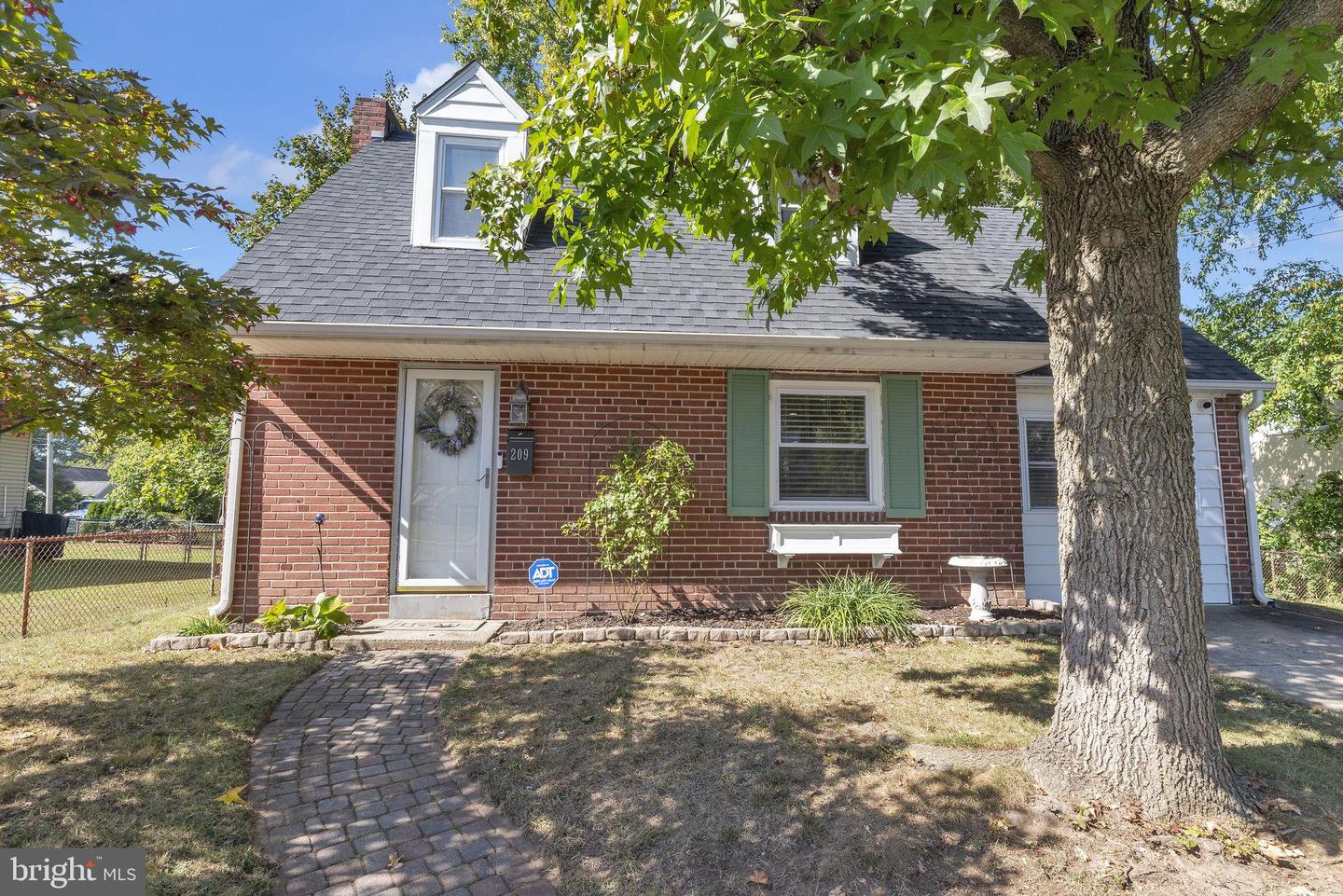 209 Clover Avenue, Croydon