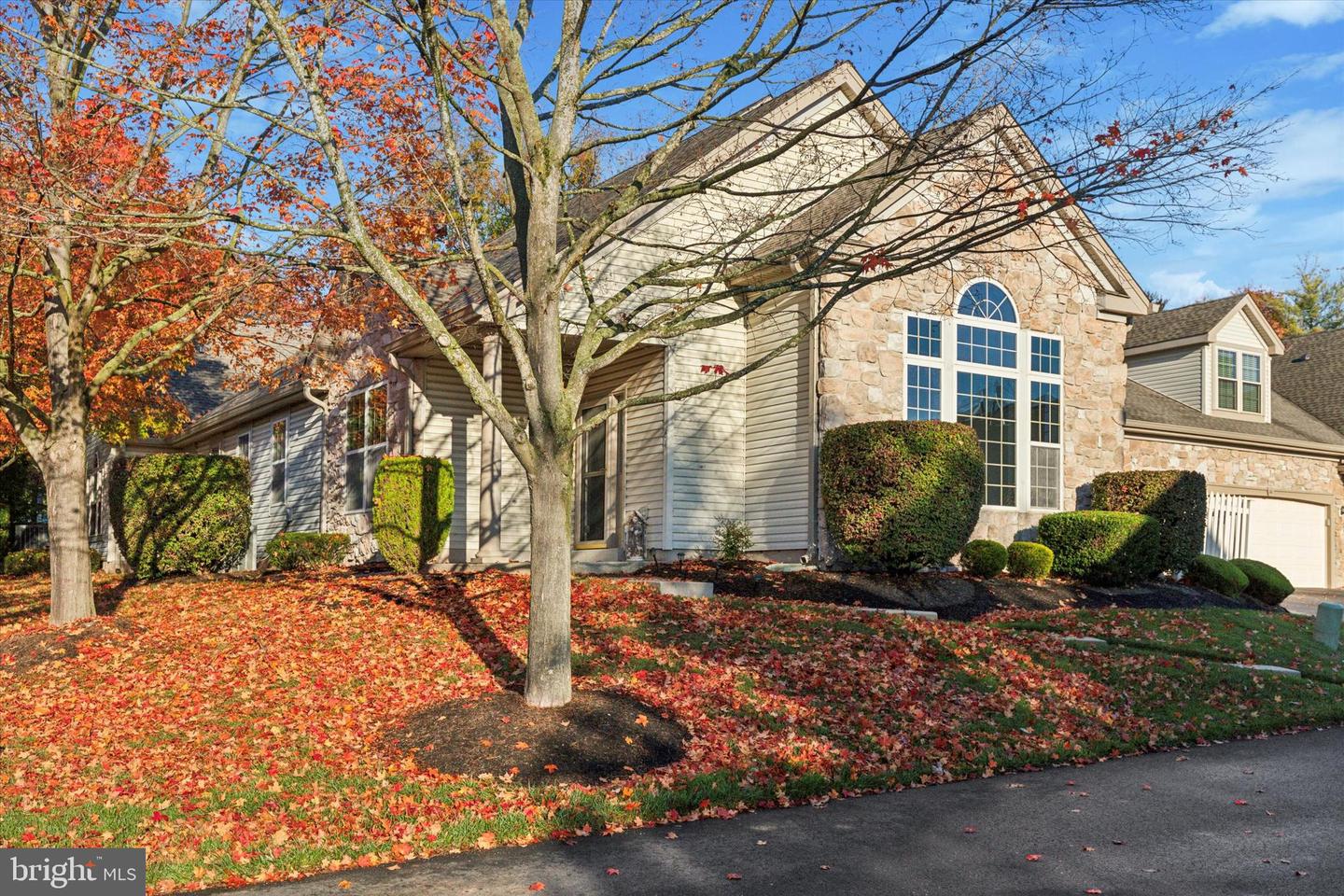64 Legacy Oaks Drive, Richboro