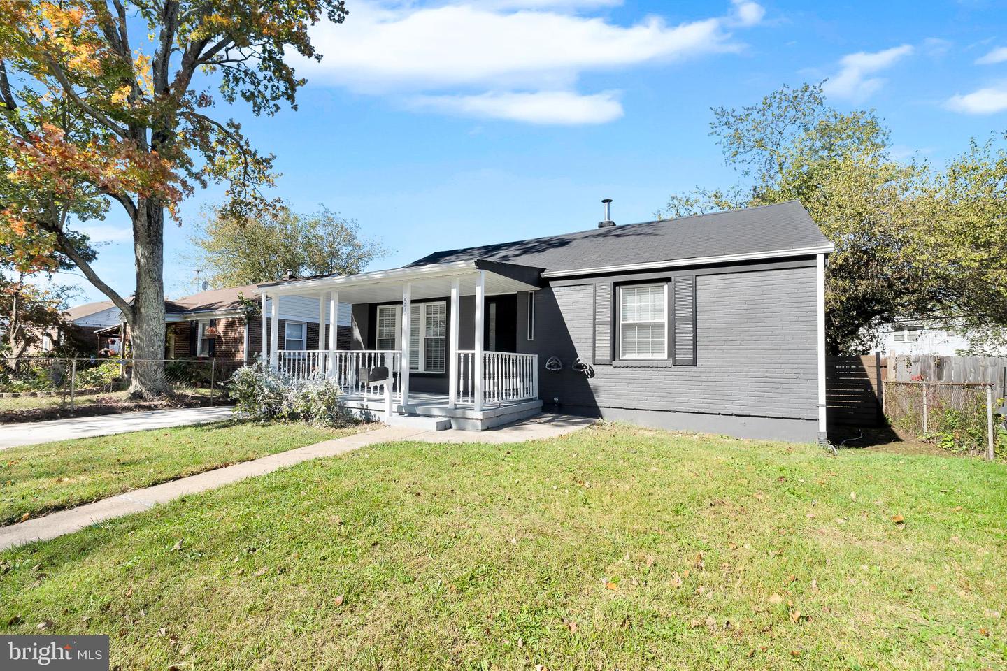 5711 Mustang Street, Levittown