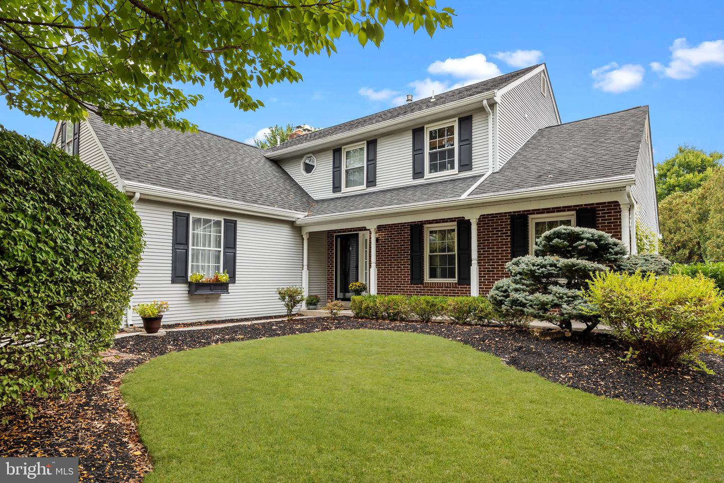 536 Heritage Oak Drive, Yardley