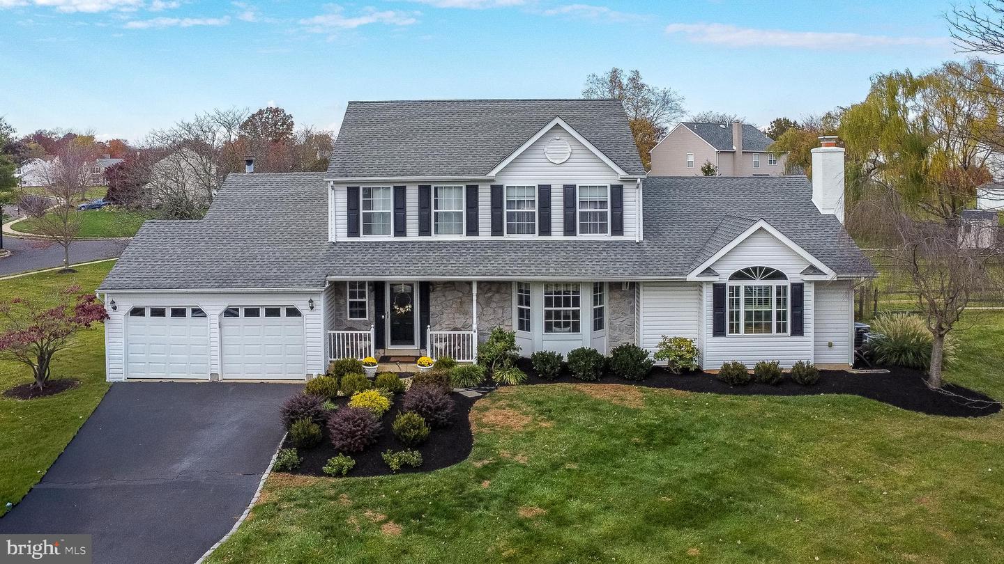 1403 E Fernbrook Drive, Warrington