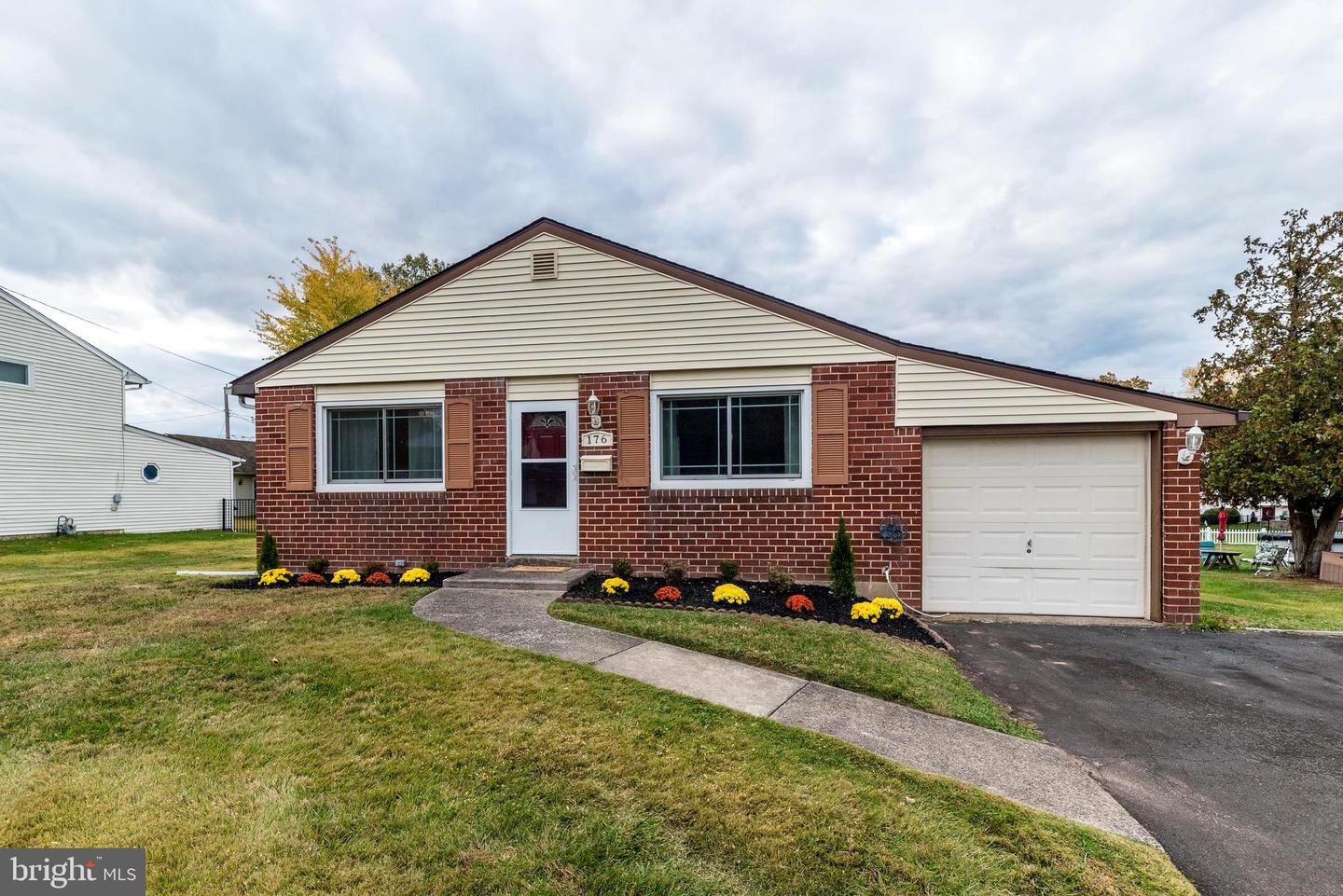 176 Westbury Drive, Warminster