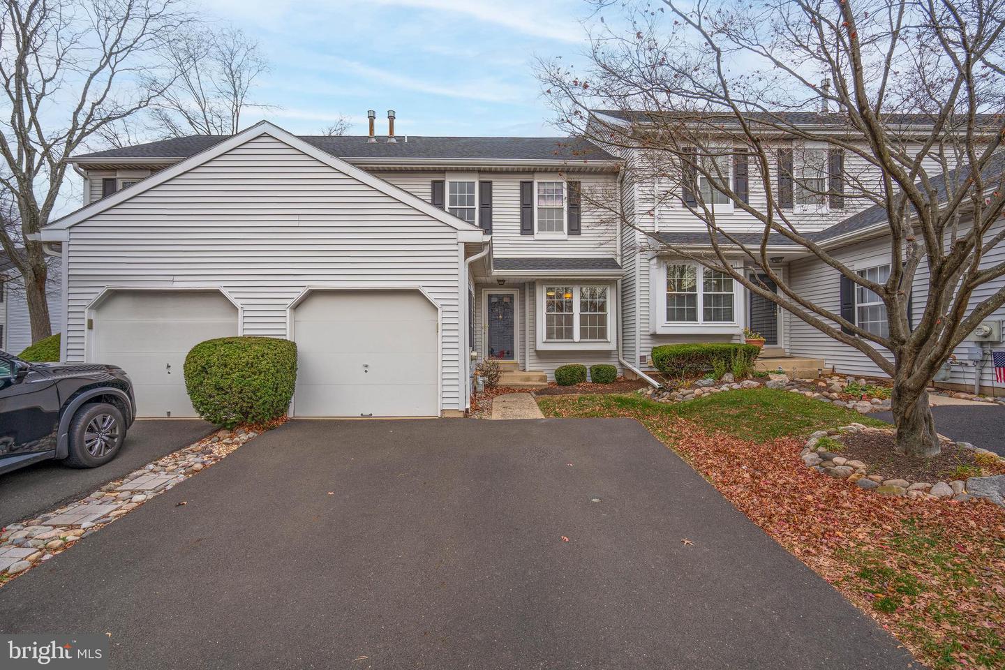 2420 Dogleg Drive, Warrington