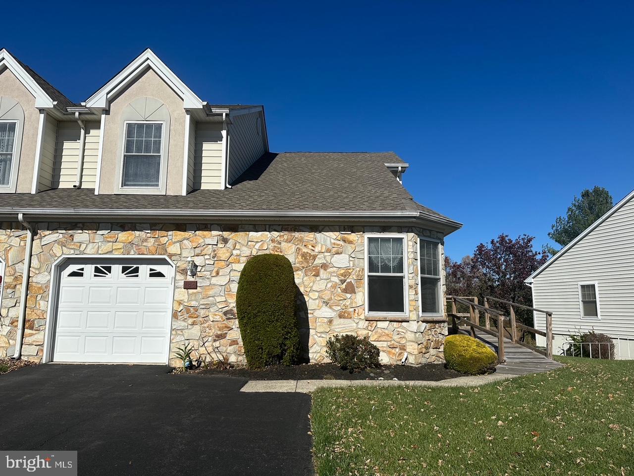 146 Grandview Drive, Warminster