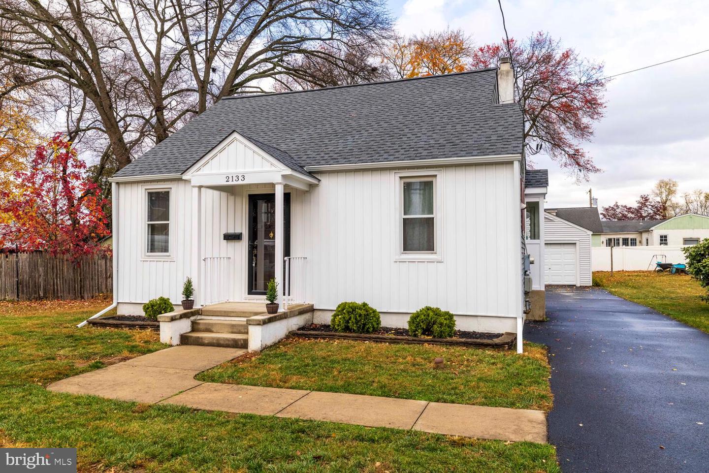 2133 Maple Avenue, Croydon