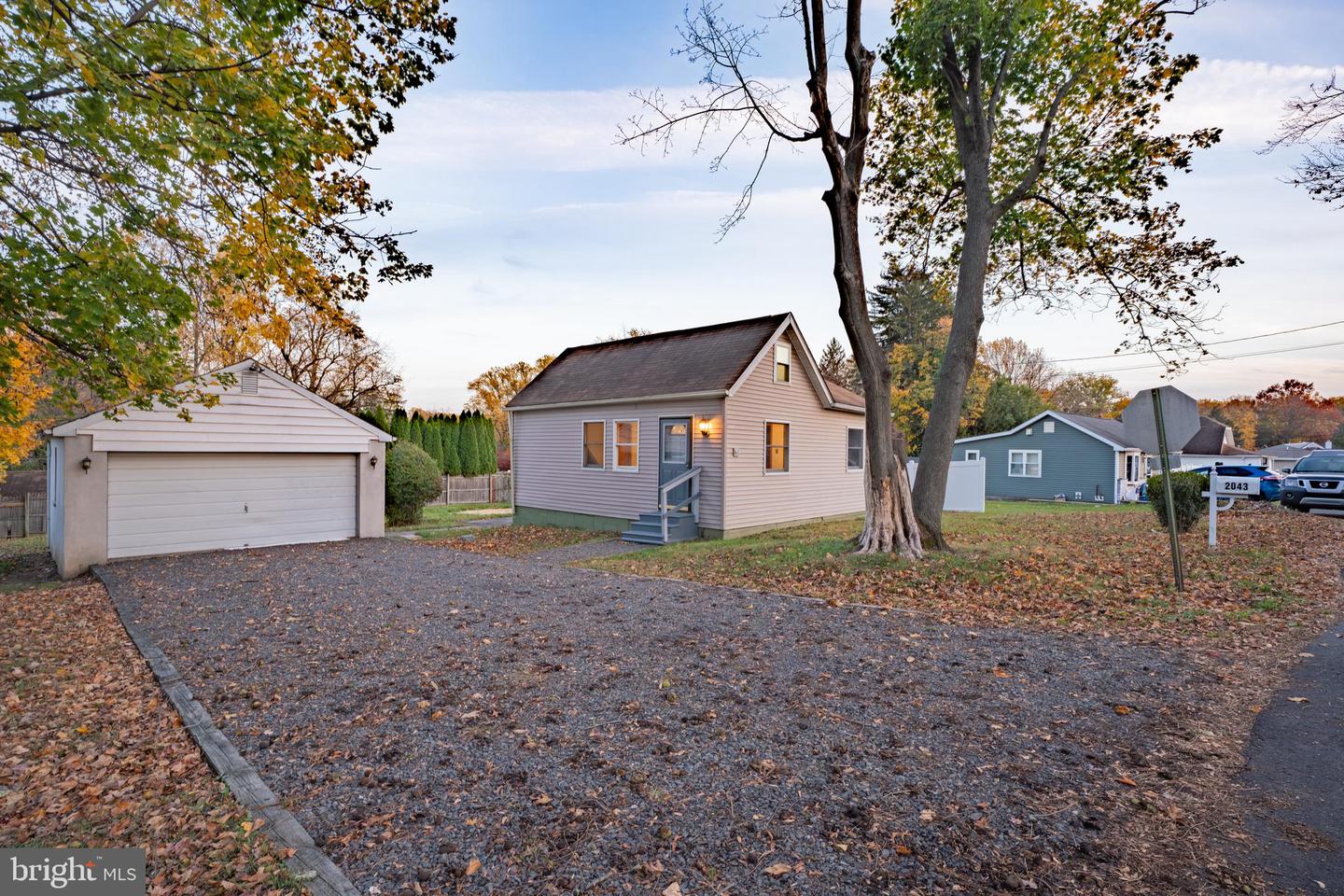 2043 Oakford Avenue, Feasterville Trevose