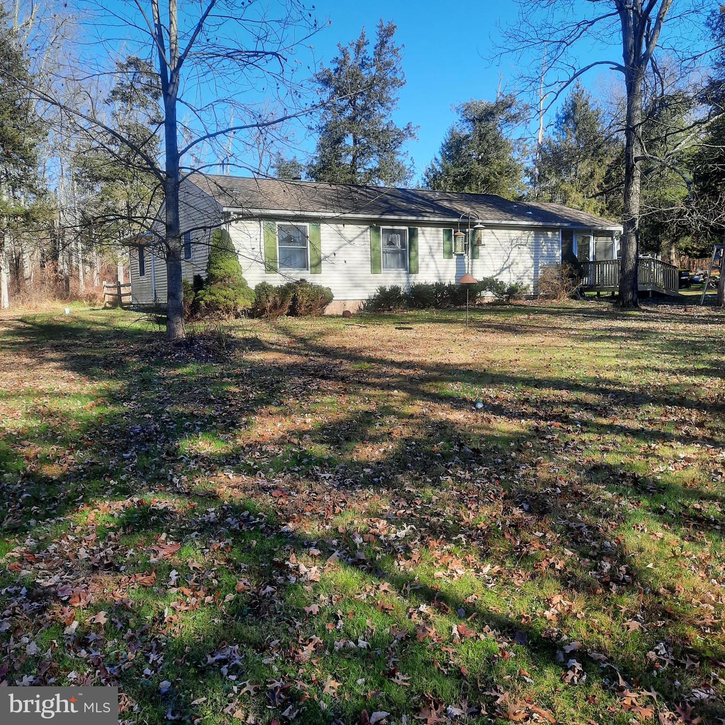 387 Park Drive W, Kintnersville