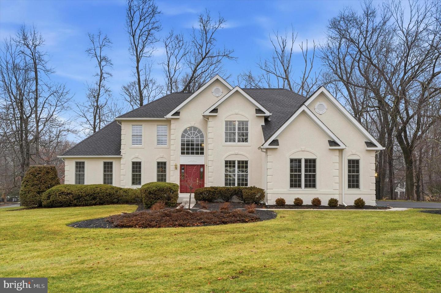 385 Ridge Avenue, Newtown