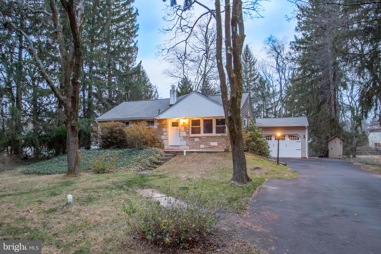 527 Lexington Avenue, Chalfont