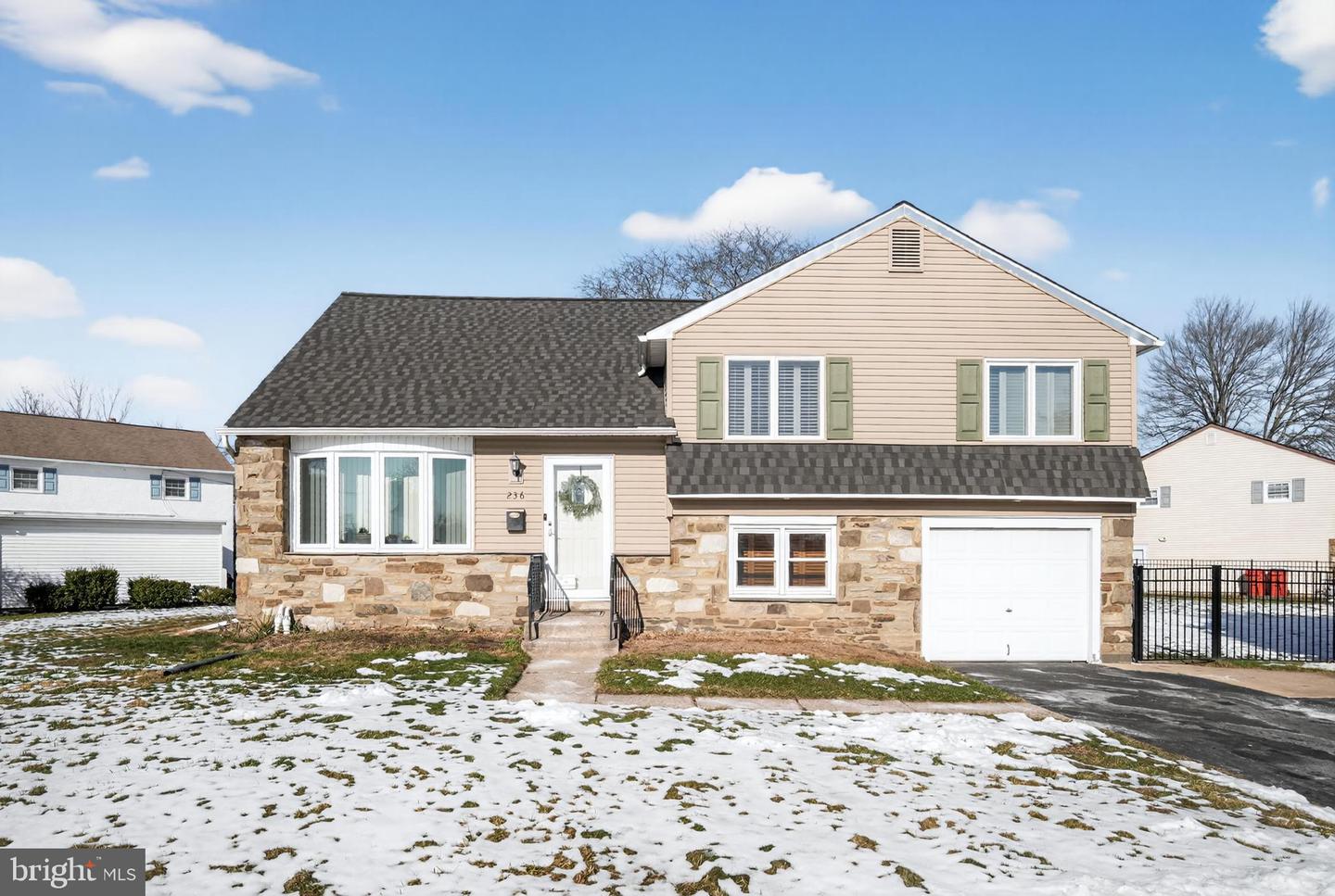 236 Hickory Road, Warminster