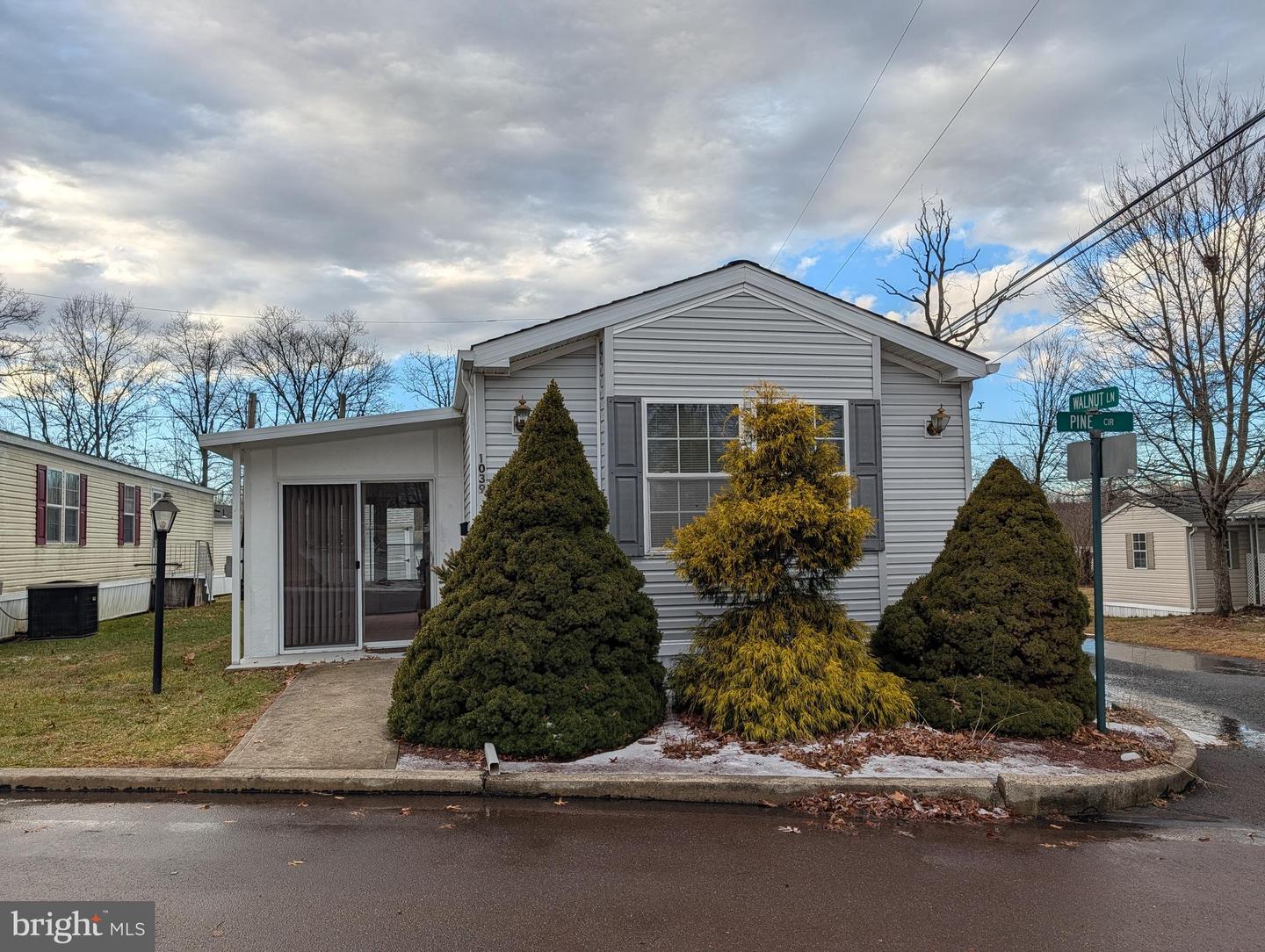 1039 Pine Circle, Telford
