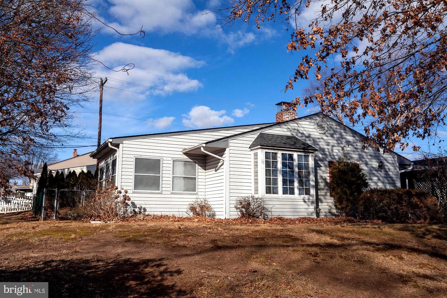 273 Birch Drive, Levittown
