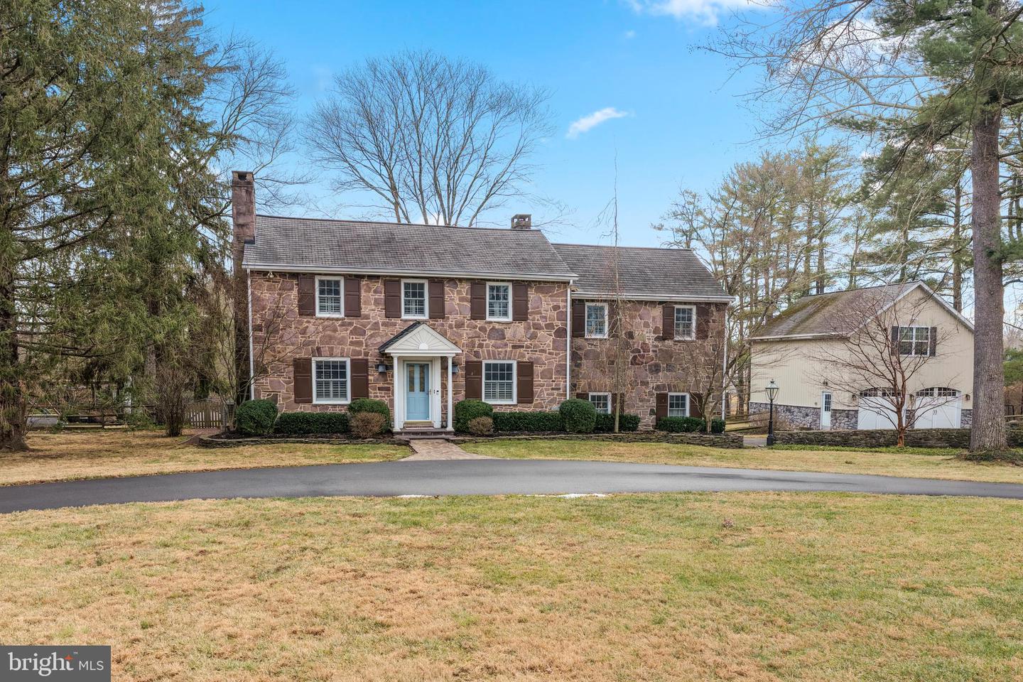 6760 Chapel Road, New Hope
