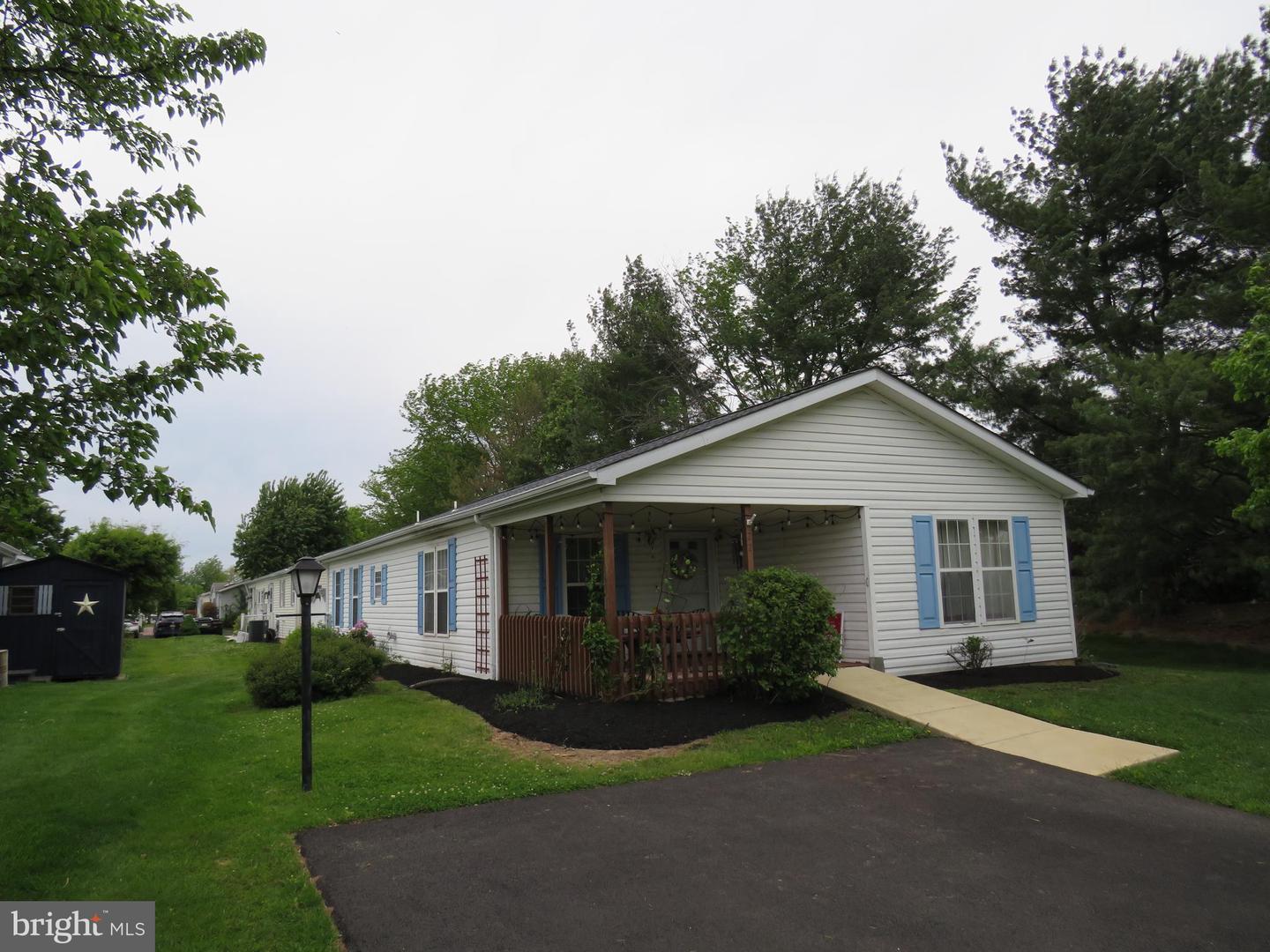 22 Wisteria Court