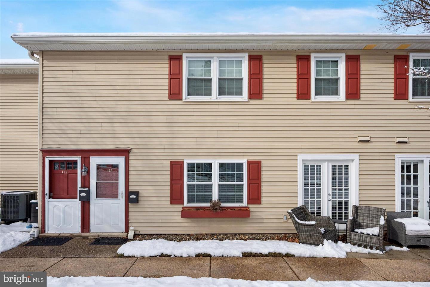 112 Yardley Commons, Yardley