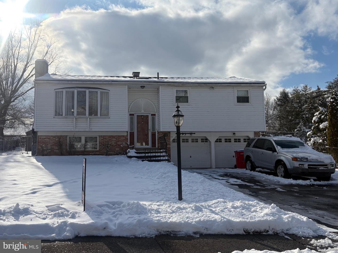 1493 Maguire Lane, Warminster