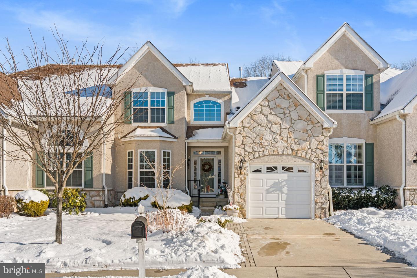 98 Mcconkey Drive, Washington Crossing
