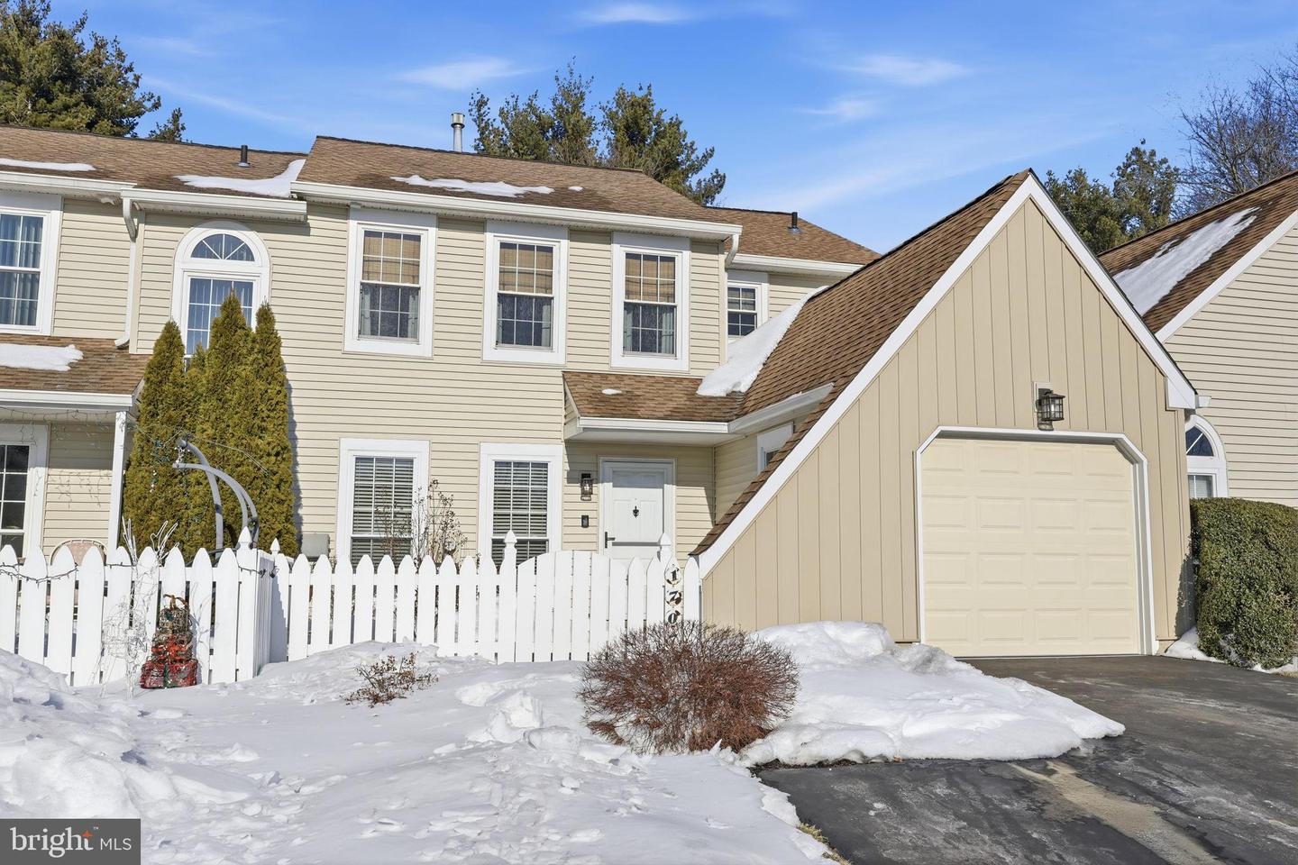 1707 Fredendall Circle, Southampton