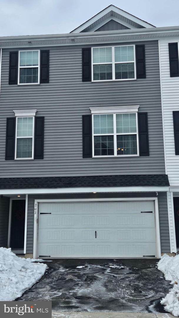 202 Pond View Court, Quakertown