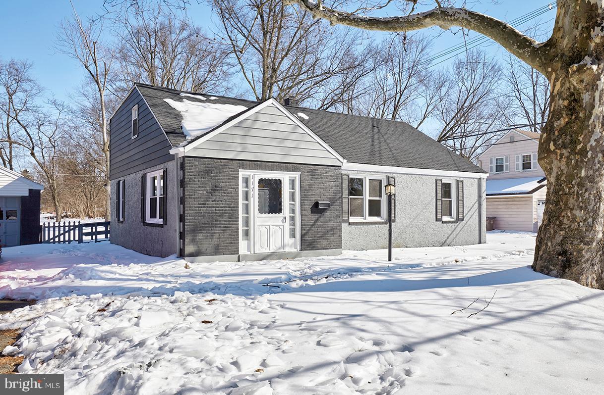 1171 W County Line Road