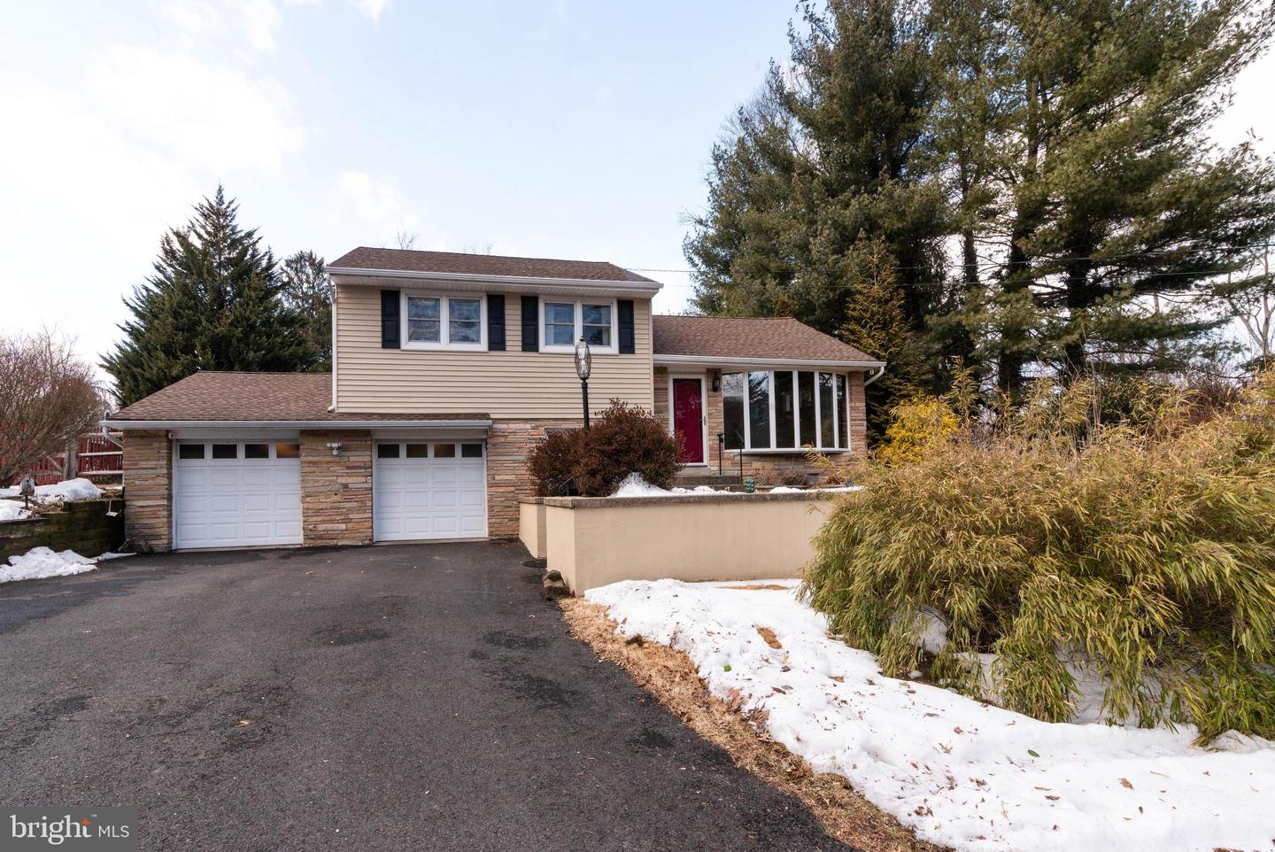 106 S Shady Retreat Road, Doylestown