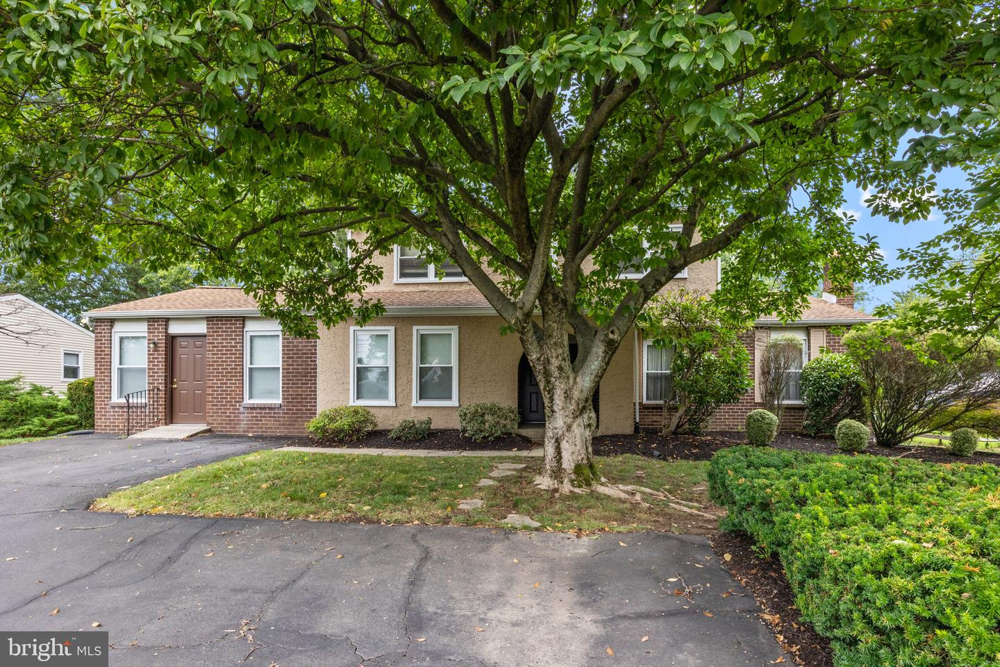 840 Davisville Road, Warminster