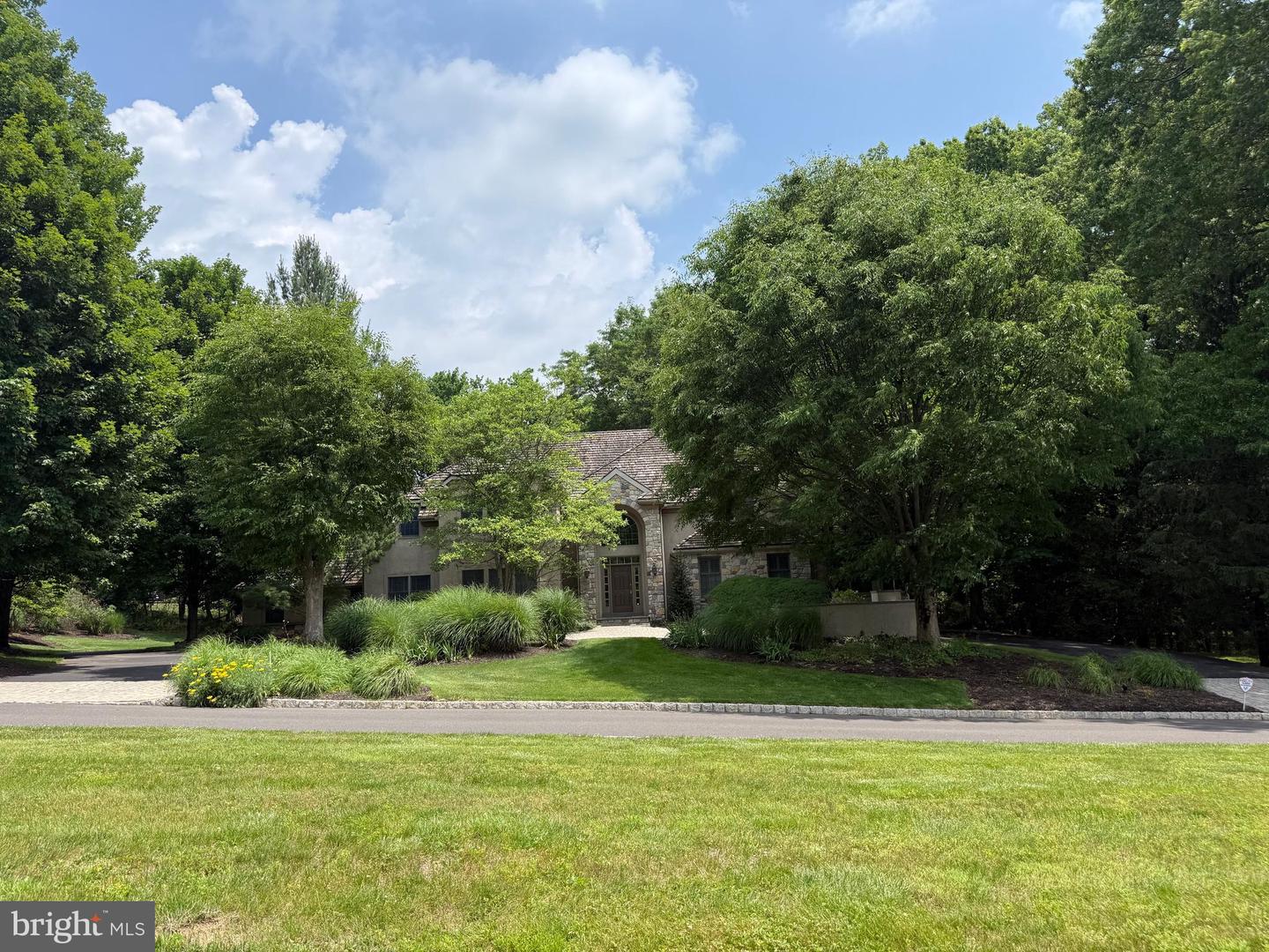7 Mercer Gate Drive