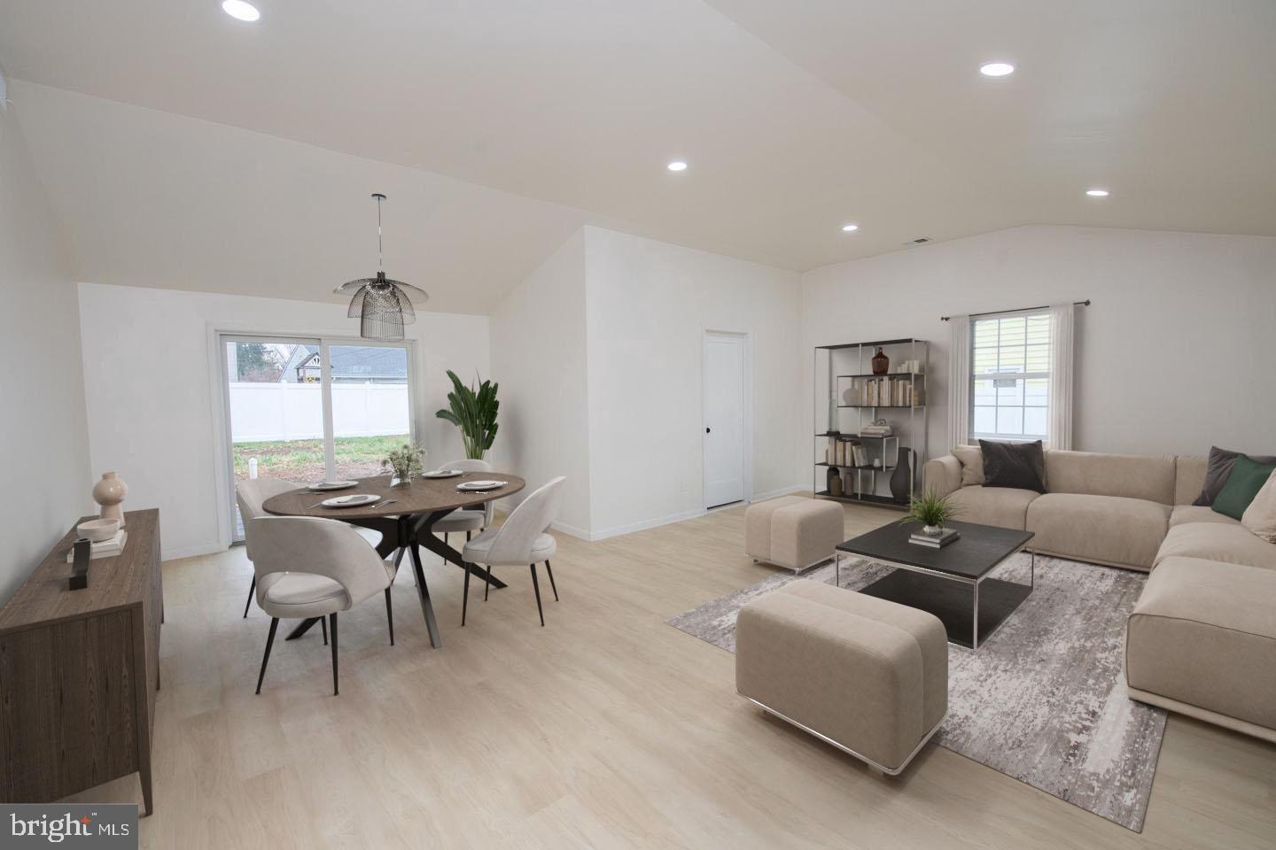 30 Mistletoe Lane, Levittown