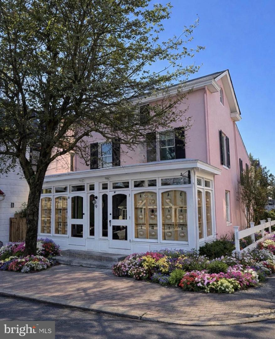 9 W Bridge Street, New Hope