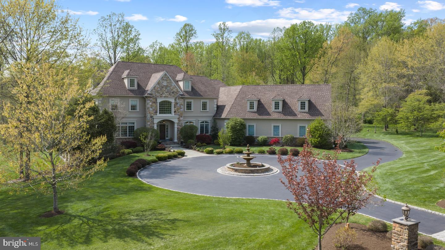 203 Wecks Pond