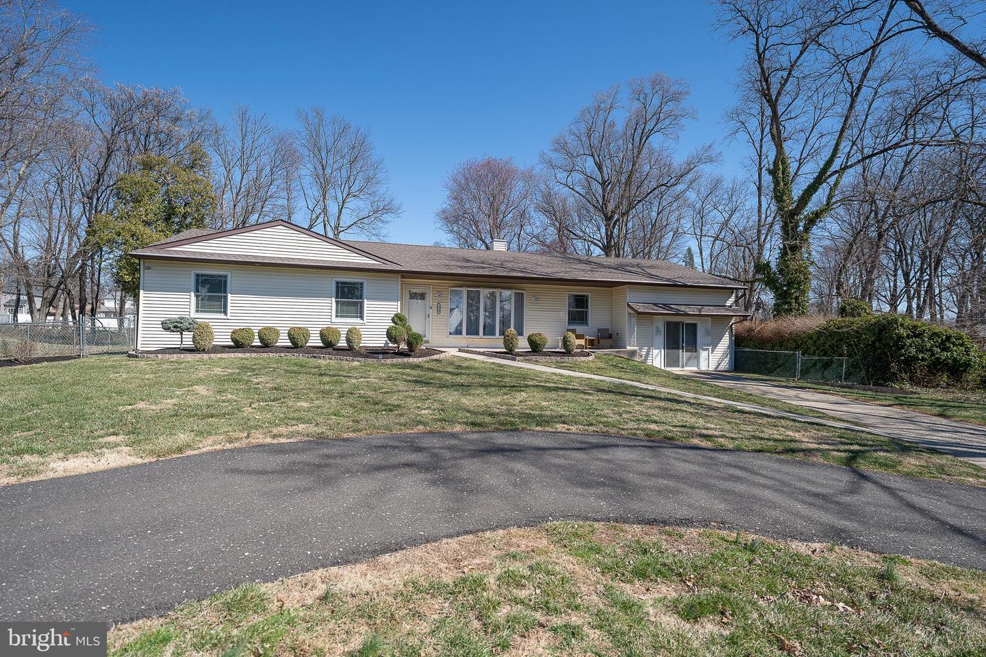 1539 W Bensalem Avenue, Bensalem