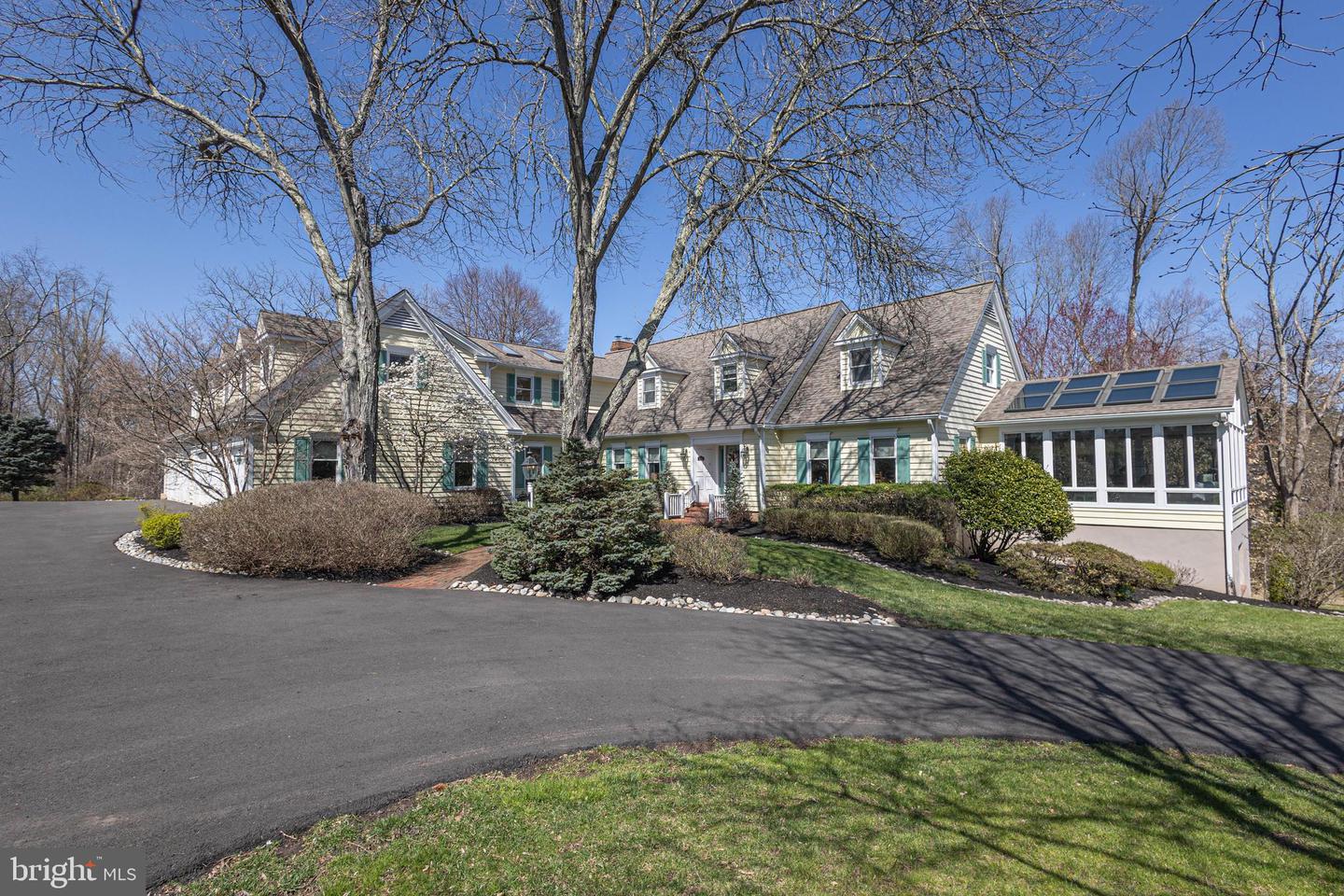1045 Washington Crossing Road