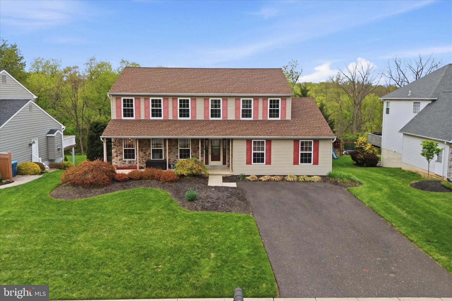 212 Red Maple Court, Chalfont