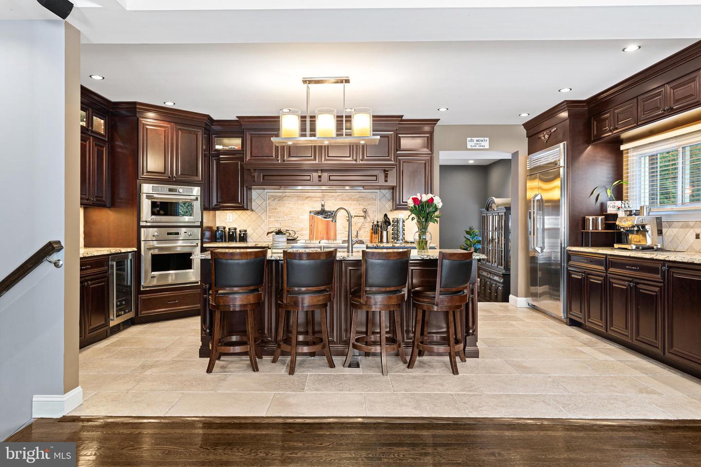 165 Valley Drive, Southampton