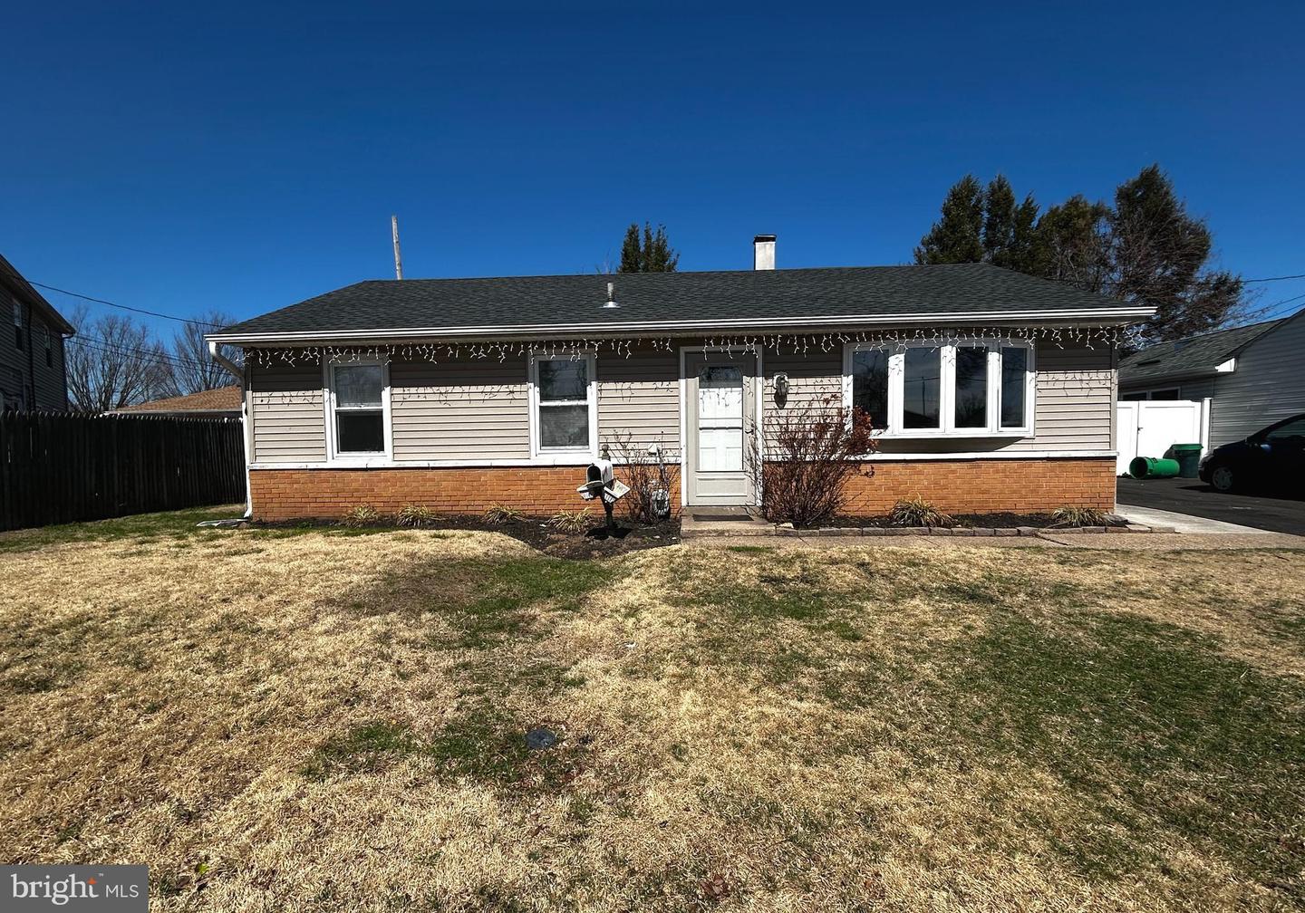 901 Spencer Drive, Croydon