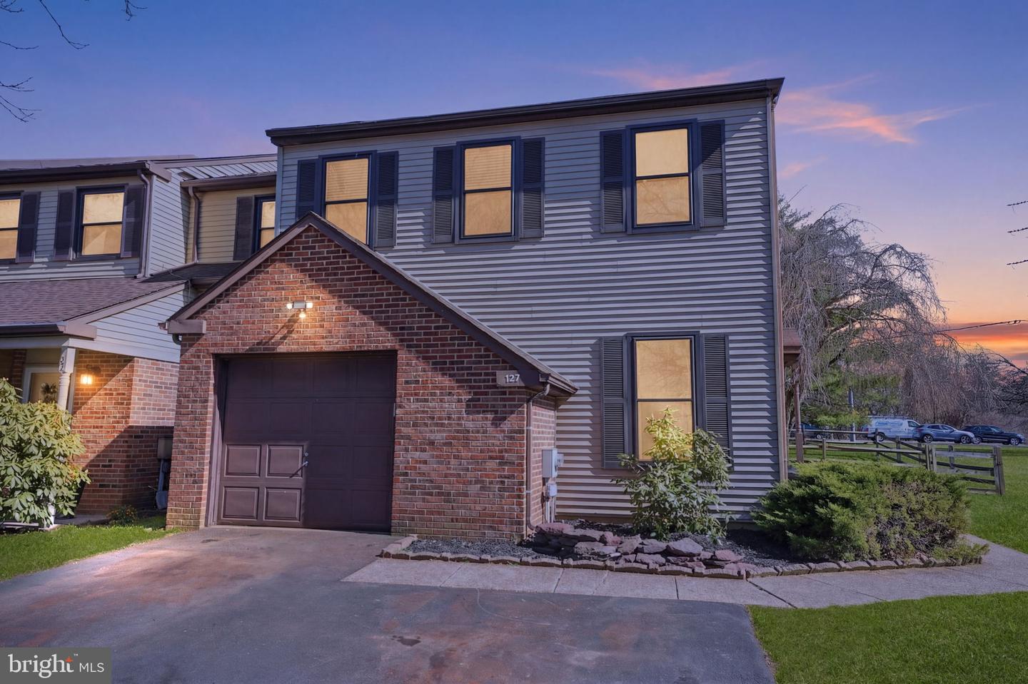 127 Parkview Way, Newtown