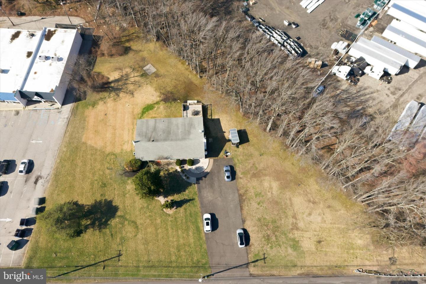 211 Lincoln Highway