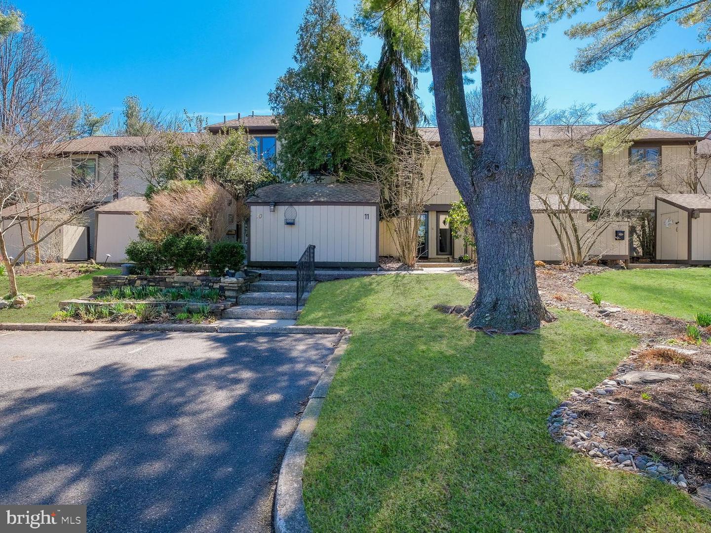11 Eden Roc Street, New Hope